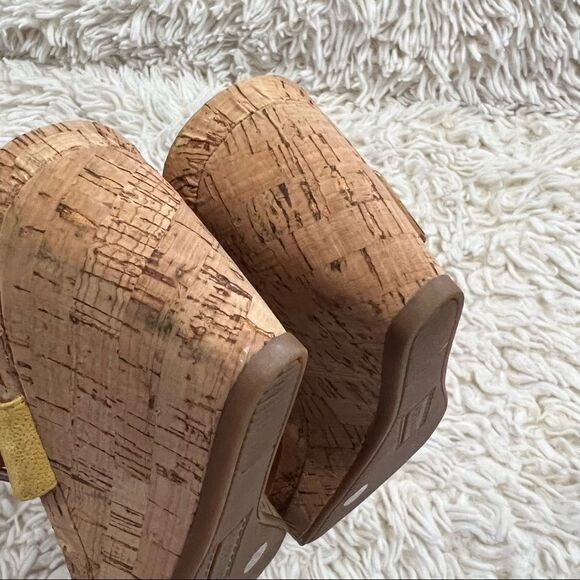 Alex Marie Yellow wedge slip on sandals with cork soles size 7.5M NWOT - Picture 7 of 9